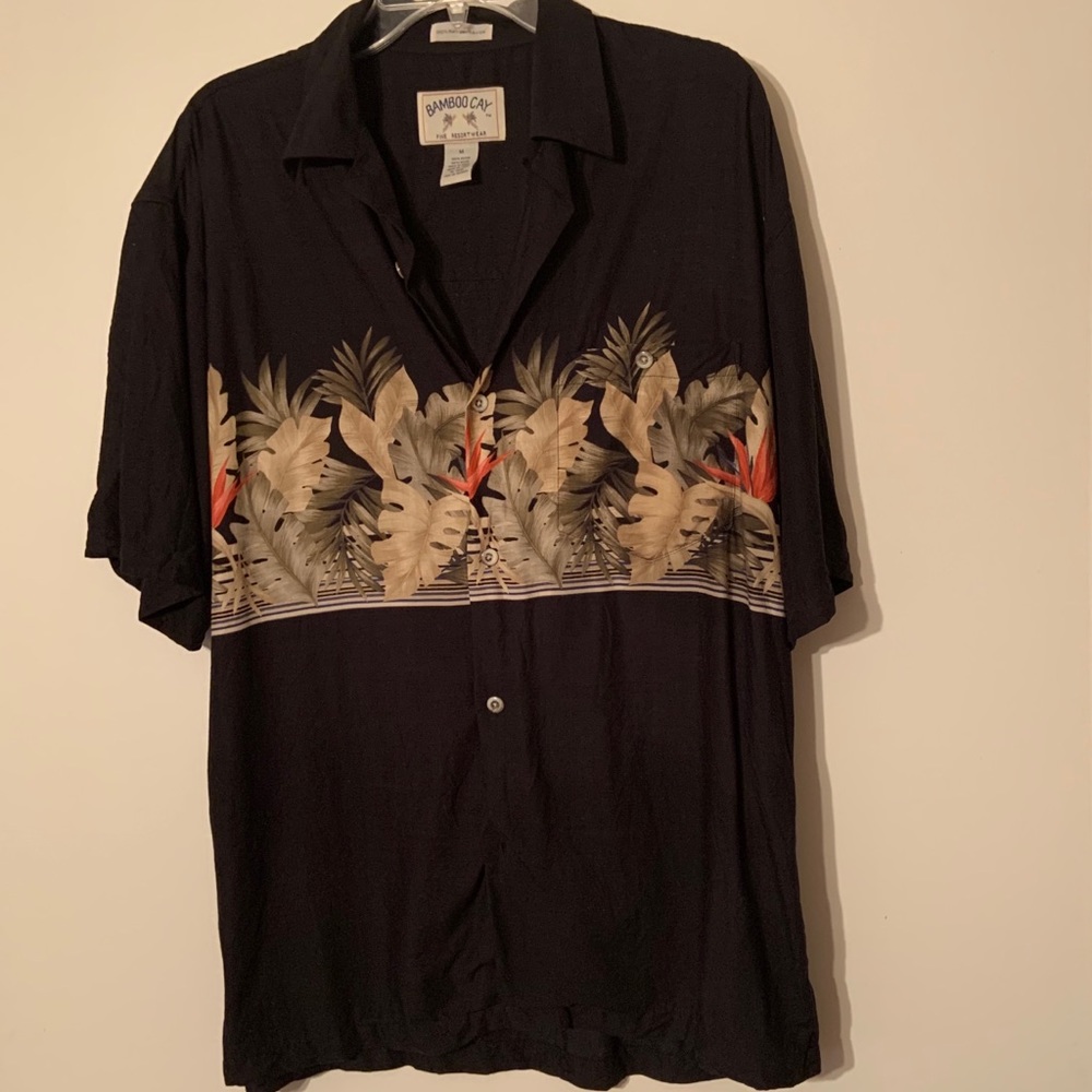 Nice Hawaiian style shirt.